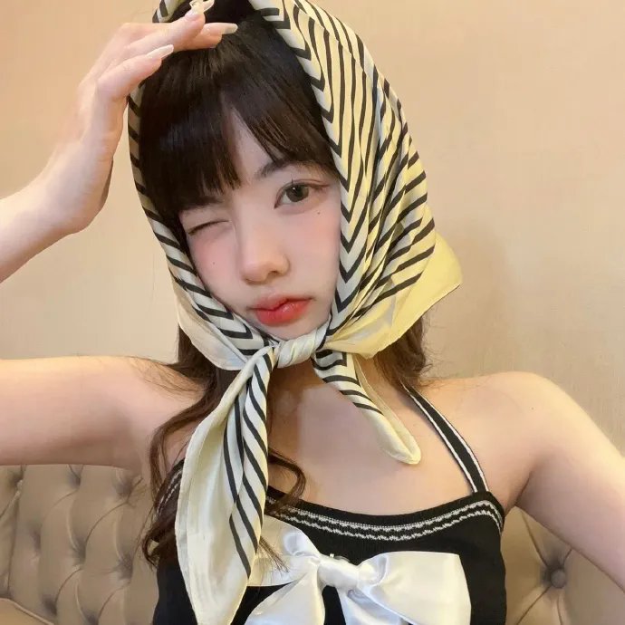 与鲨同游